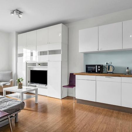 1Br New Apt 20Min Centre Parking Варшава Екстериор снимка