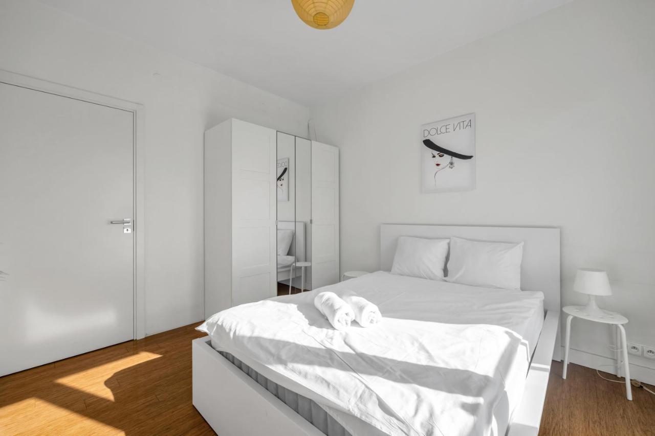 1Br New Apt 20Min Centre Parking Варшава Екстериор снимка